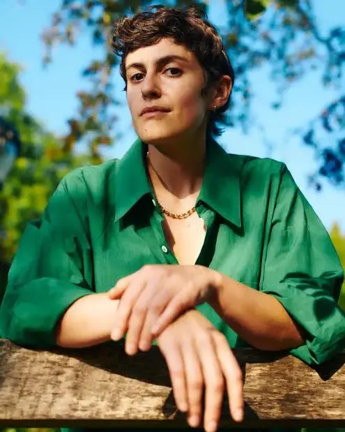 Zoe Schlanger