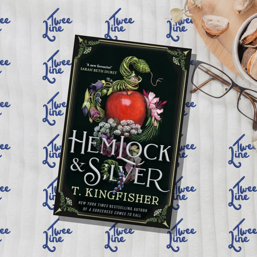 Hemlock &amp;amp; Silver by T. Kingfisher, front cover