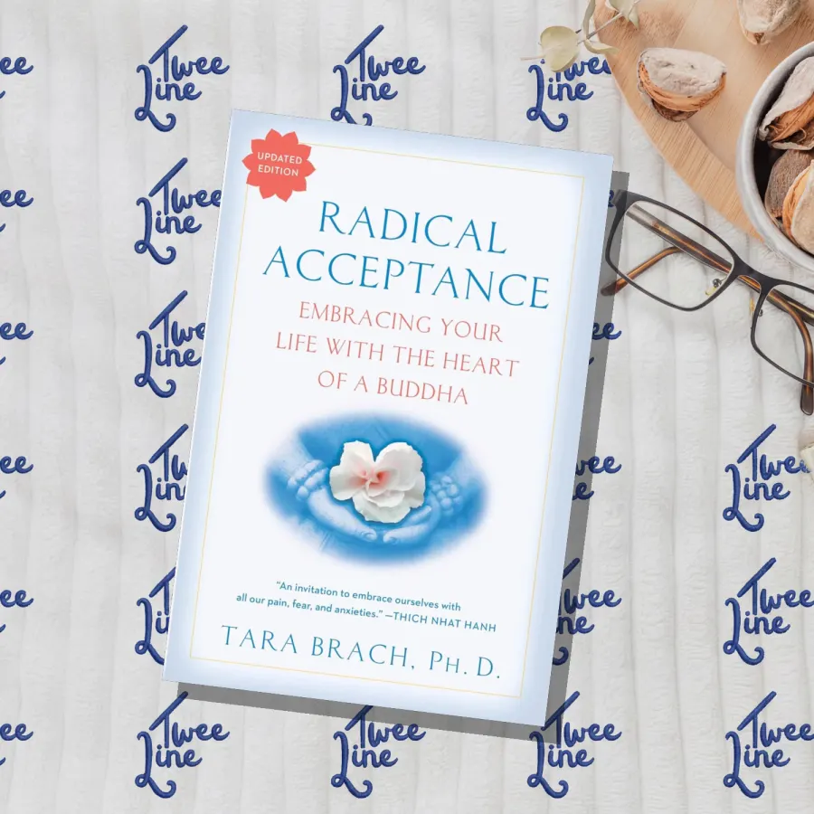 Radical Acceptance: Embracing Your Life With the Heart of a Buddha by Tara Brach, front cover