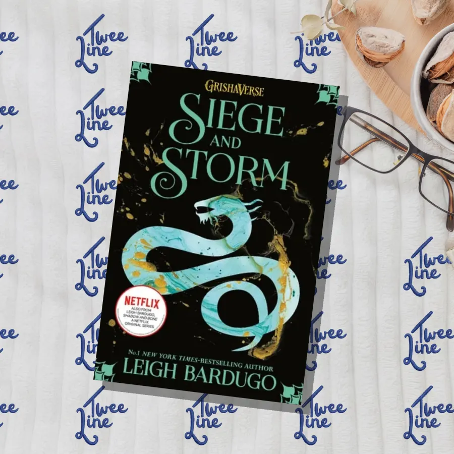 Siege and Storm by Leigh Bardugo, front cover