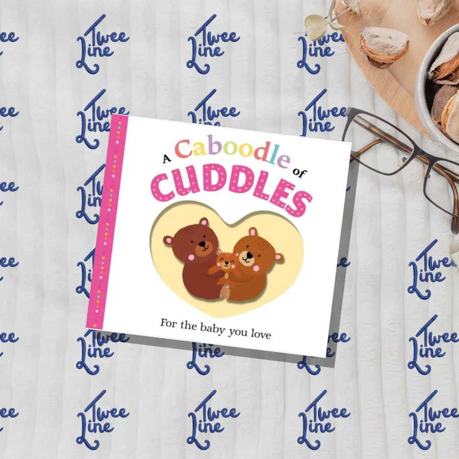A Caboodle of Cuddles by Roger Priddy, front cover