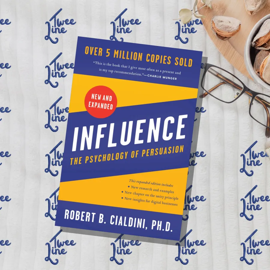 Influence : The Psychology of Persuasion by Robert B. Cialdini, front cover