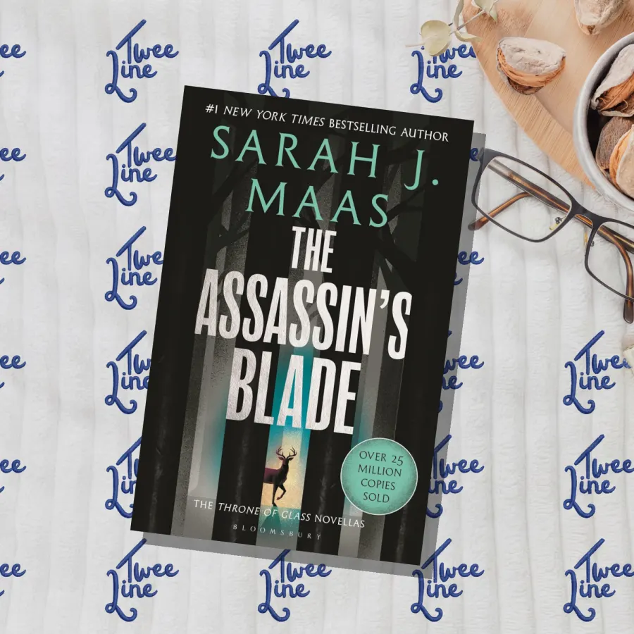 The Assassin's Blade by Sarah J. Maas, front cover
