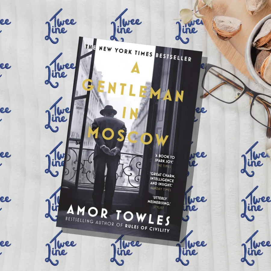 A Gentleman in Moscow by Amor Towles, front cover