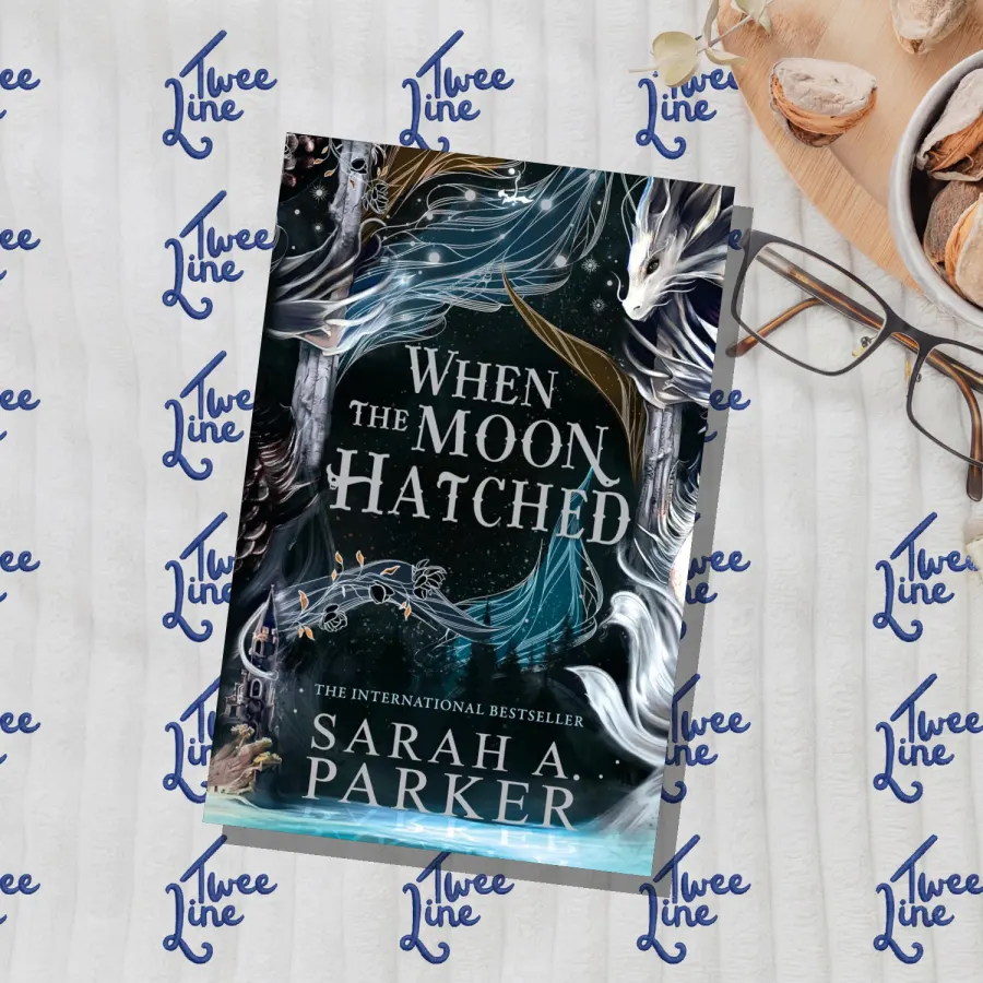When the Moon Hatched by Sarah A. Parker, front cover