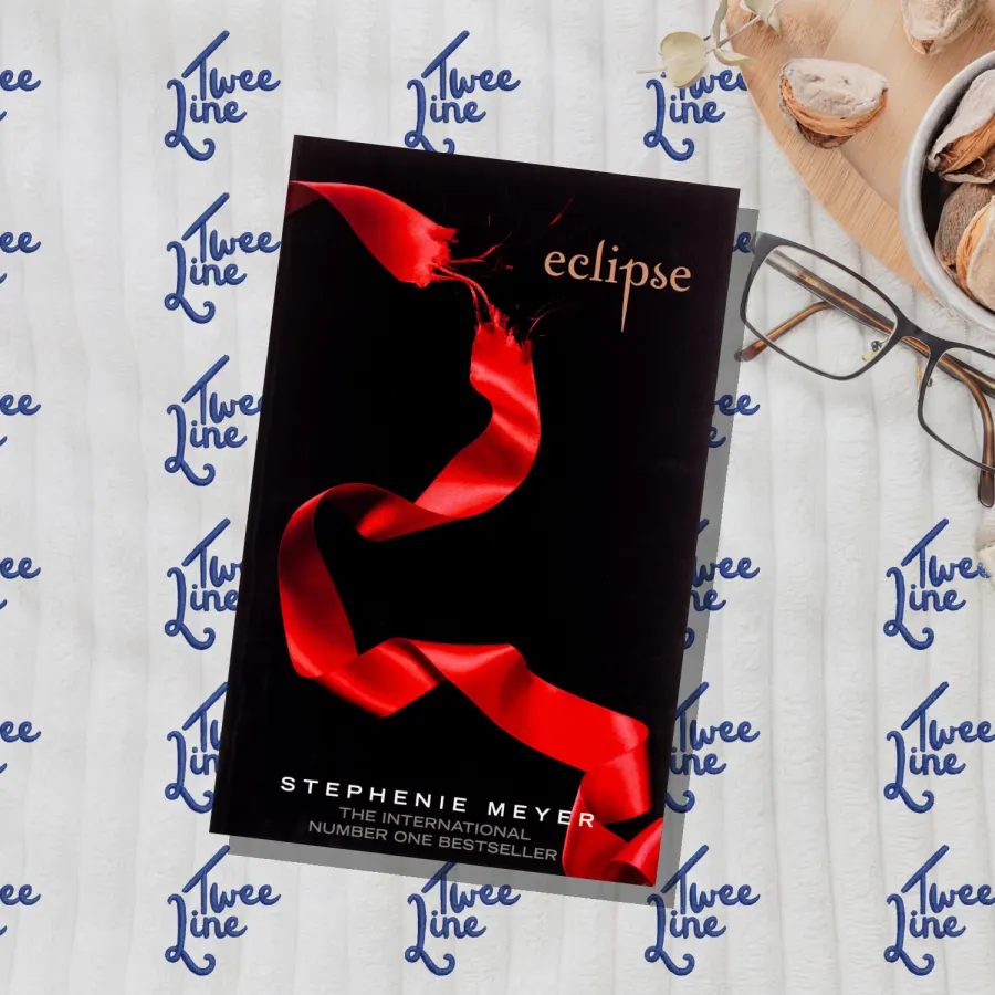 Eclipse by Stephenie Meyer, front cover