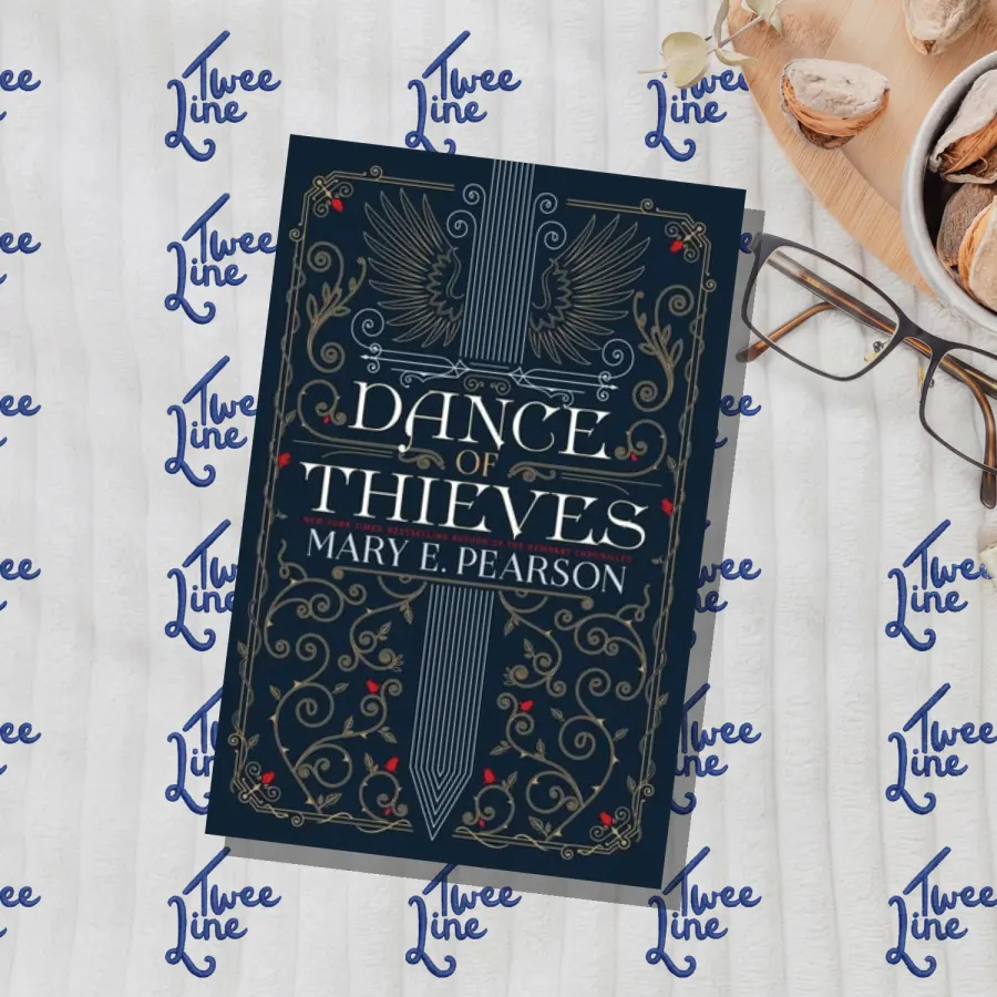 Dance of Thieves by Mary E. Pearson, front cover