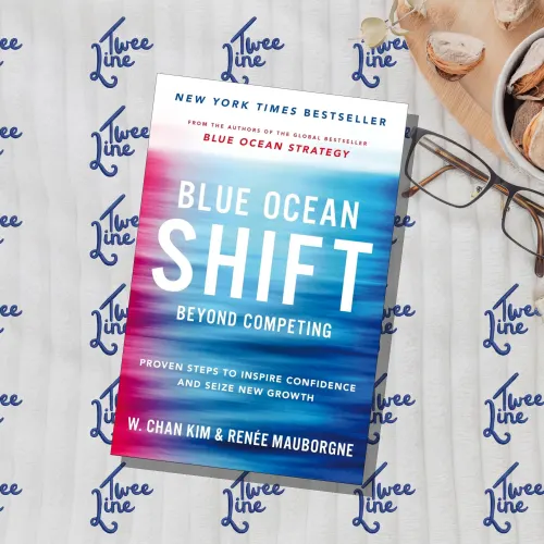 Blue Ocean Shift: Beyond Competing - Proven Steps to Inspire Confidence and Seize New Growth (Paperback)