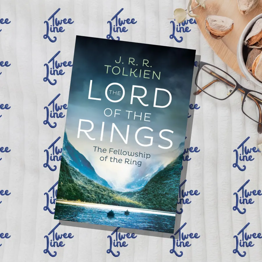 The Lord Of The Rings - The Fellowship Of The Ring (Paperback) by J.R.R. Tolkien, front cover